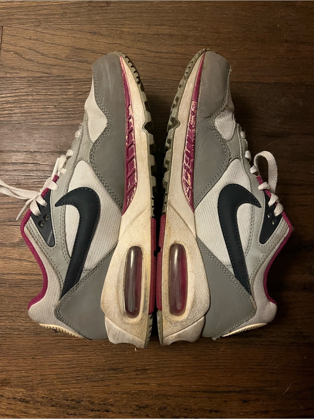 Nike Retro Air Max Sneakers in Gray, White & Pink, Women’s Size 8